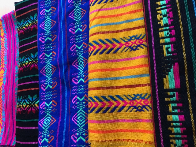 メキシコの伝統的織物のイメージ
